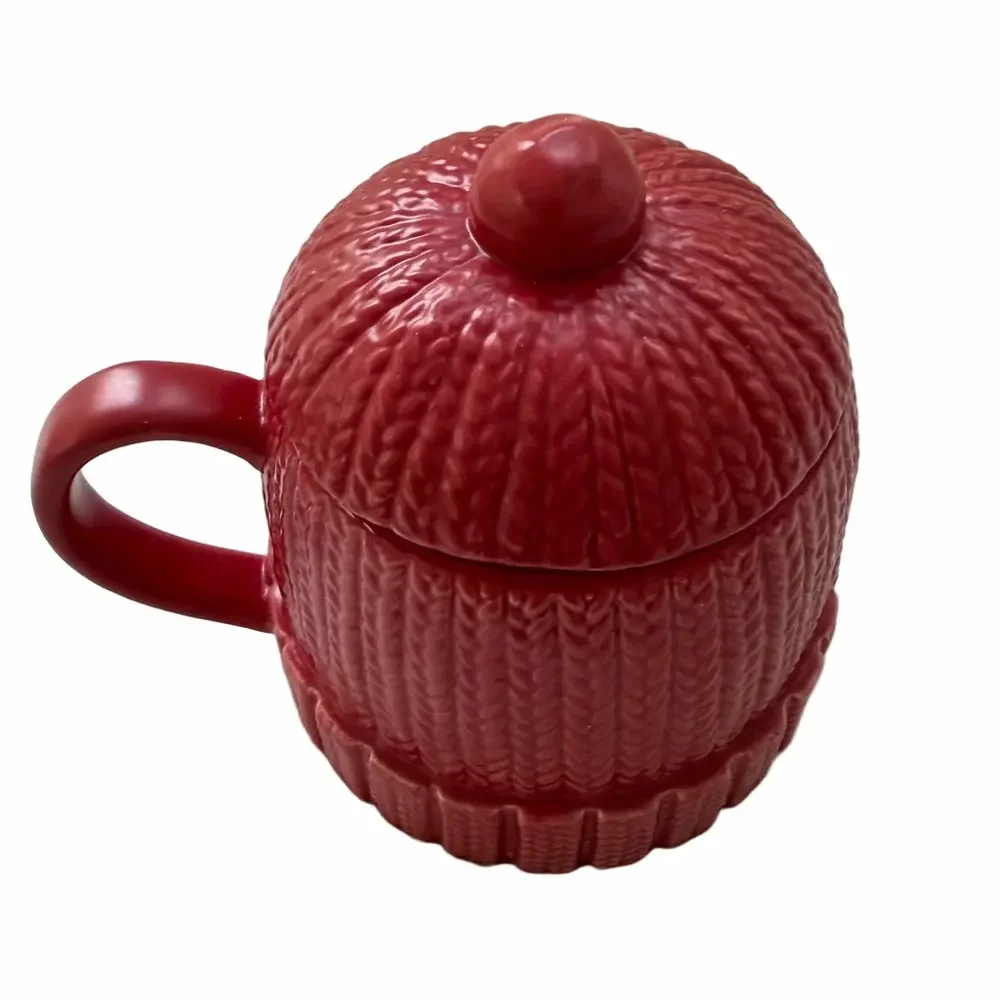 West Elm Red Stoneware Knit Ski Cap Hat Hot Chocolate Coffee Mug w/ Lid EUC